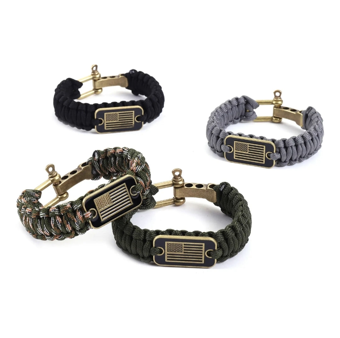Paracord us flag bracelet for military, veterans and tactical.